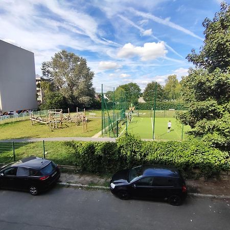 Room & Parking In Shared Appartment With Proprietor L 25 Mins From Paris Gare Du Nord, Cdg Airport & Stade De France Montmagny Ngoại thất bức ảnh
